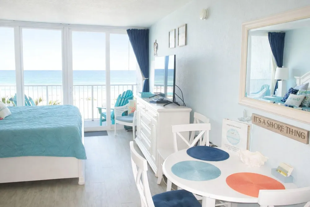 9980 GULF BOULEVARD #318 Treasure Island, FL 33706
