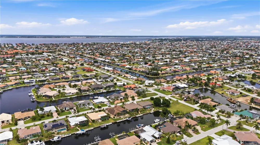 1121 CORONADO DRIVE Punta Gorda, FL 33950