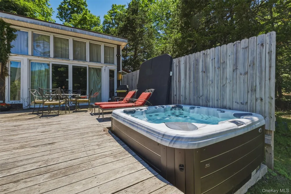 5 - 7 Downer Lane Woodstock, NY 12498