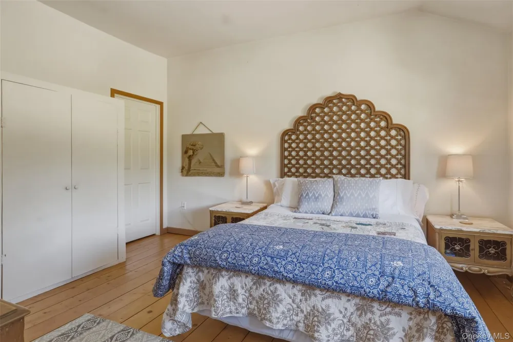 5 - 7 Downer Lane Woodstock, NY 12498