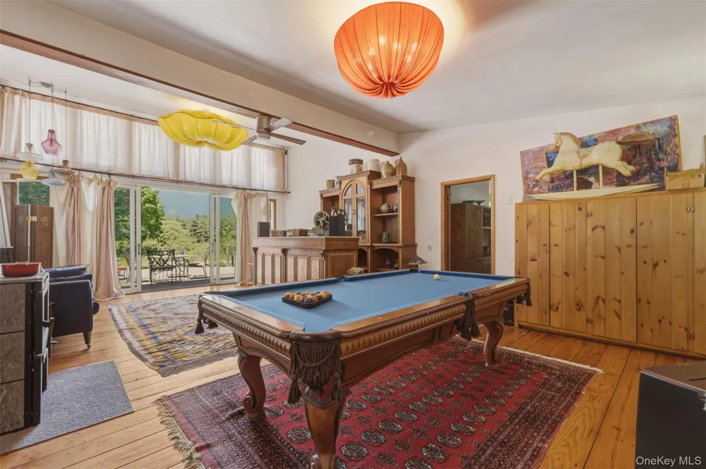 5 - 7 Downer Lane Woodstock, NY 12498