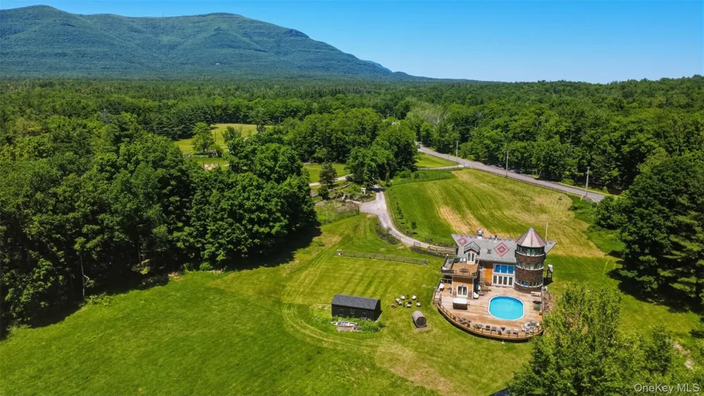 5 - 7 Downer Lane Woodstock, NY 12498