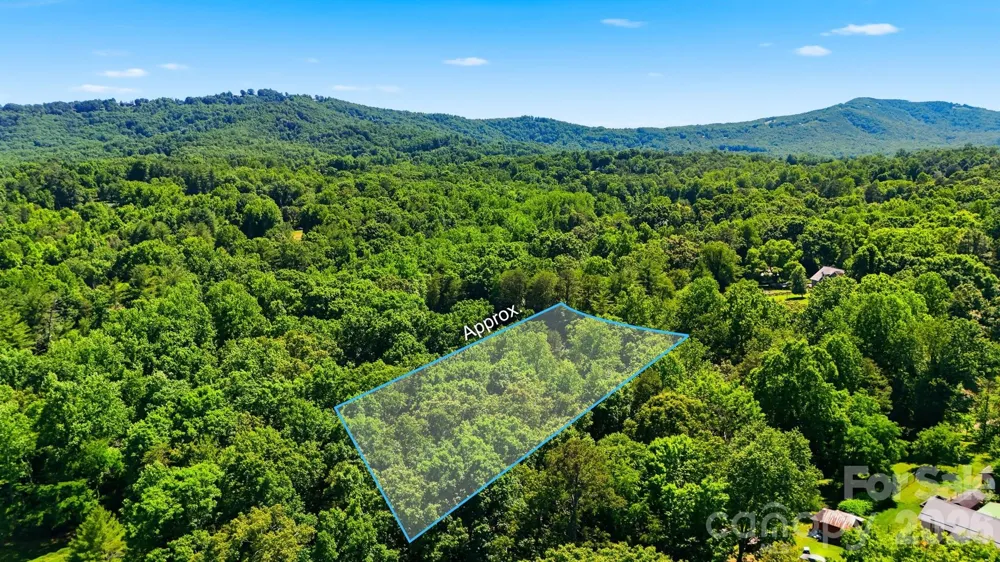 706 GARROU AVENUE SE Valdese, NC 28690