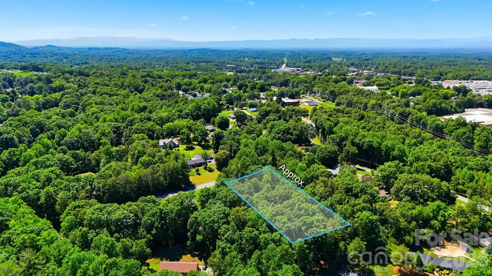 706 GARROU AVENUE SE Valdese, NC 28690