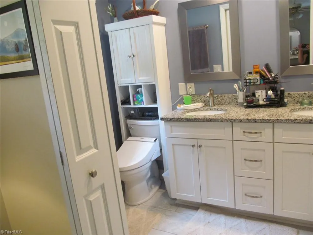170 Queens Court Clemmons, NC 27012