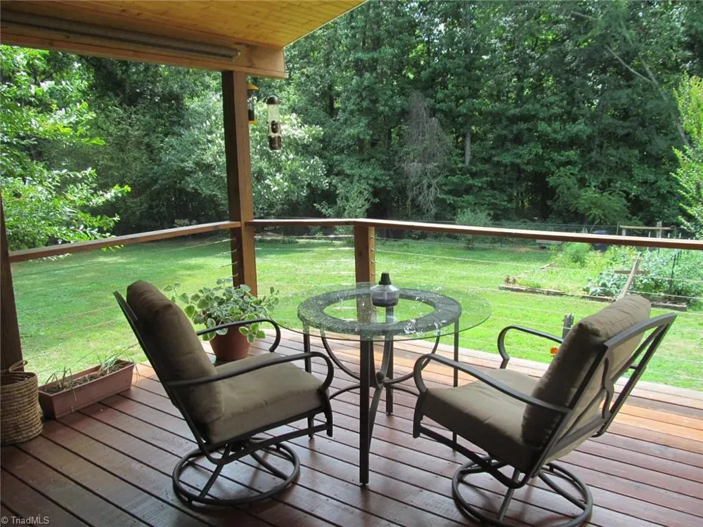170 Queens Court Clemmons, NC 27012