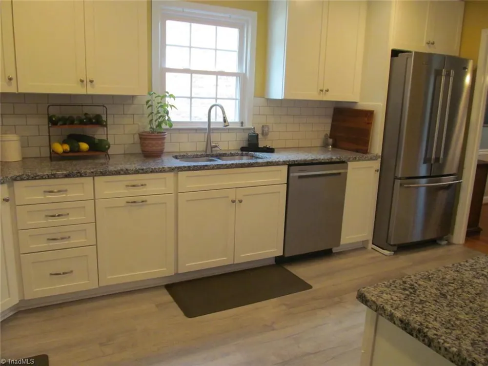 170 Queens Court Clemmons, NC 27012