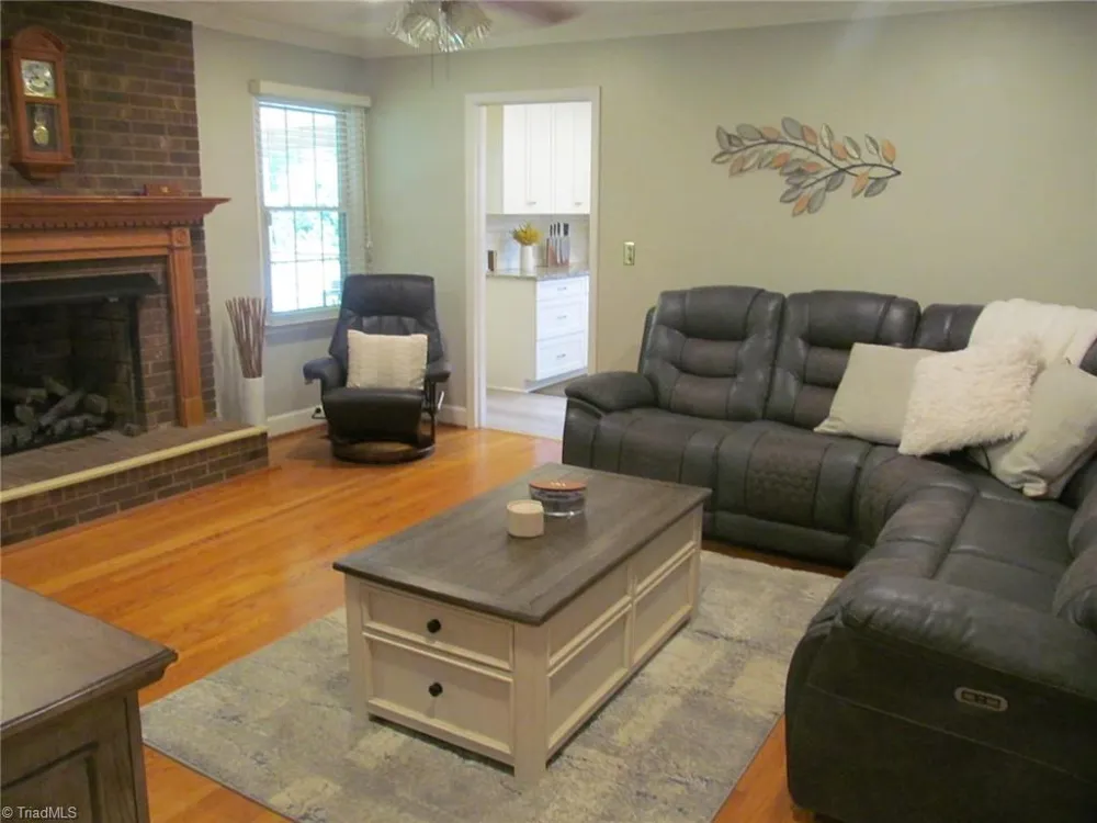 170 Queens Court Clemmons, NC 27012