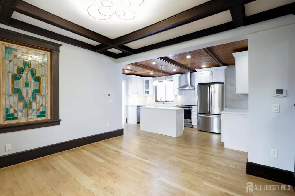 657 Amboy Avenue Edison, NJ 08837