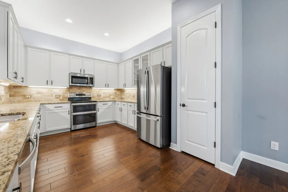 413 Bedford Drive Spicewood, TX 78669
