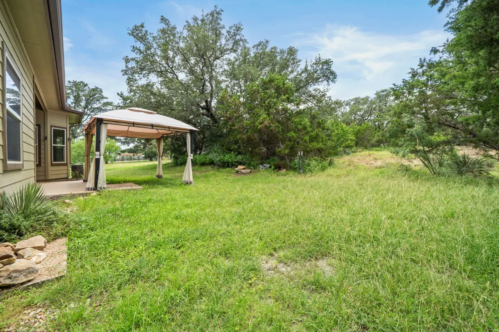 413 Bedford Drive Spicewood, TX 78669