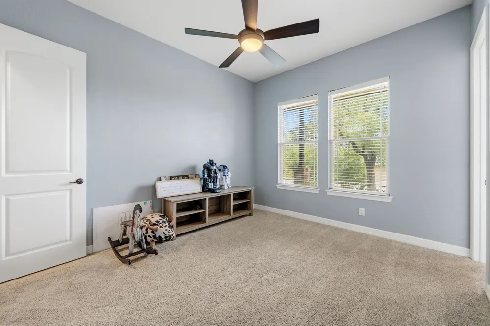 413 Bedford Drive Spicewood, TX 78669