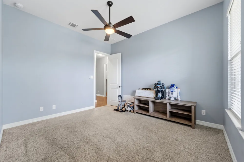 413 Bedford Drive Spicewood, TX 78669