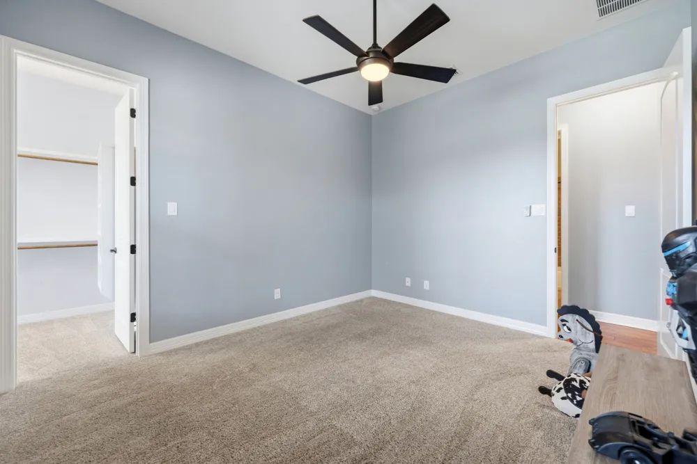413 Bedford Drive Spicewood, TX 78669