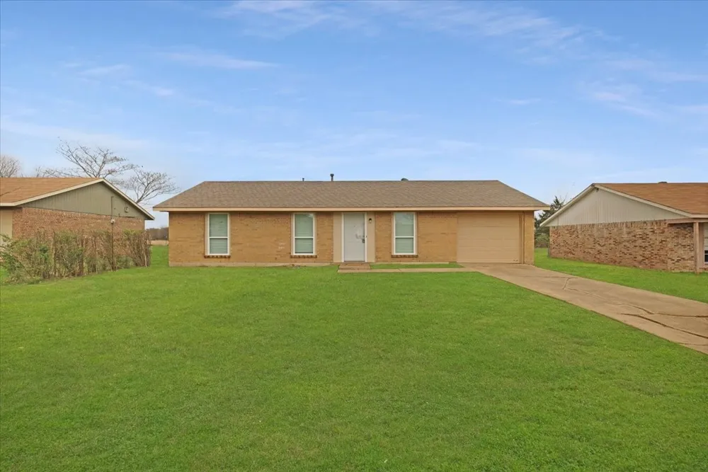 2114 Sunset Drive Brookston, TX 75421