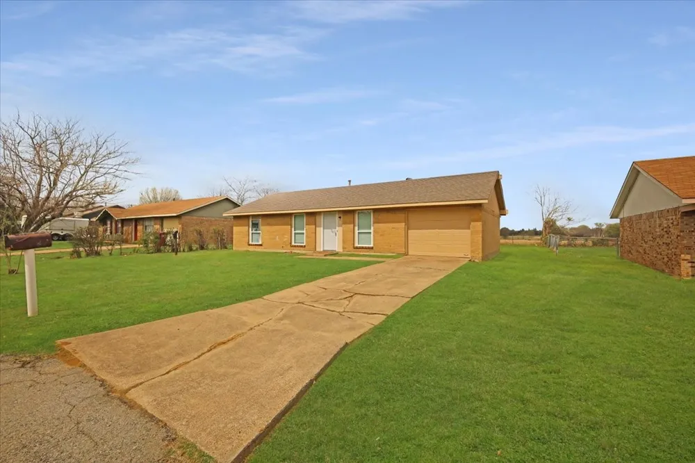 2114 Sunset Drive Brookston, TX 75421