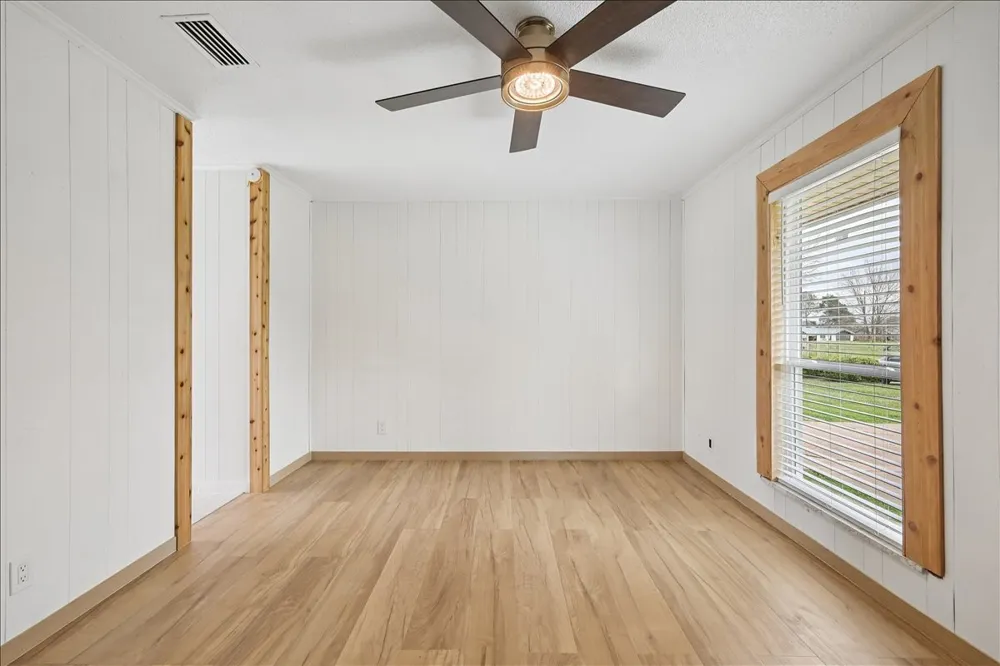 2114 Sunset Drive Brookston, TX 75421