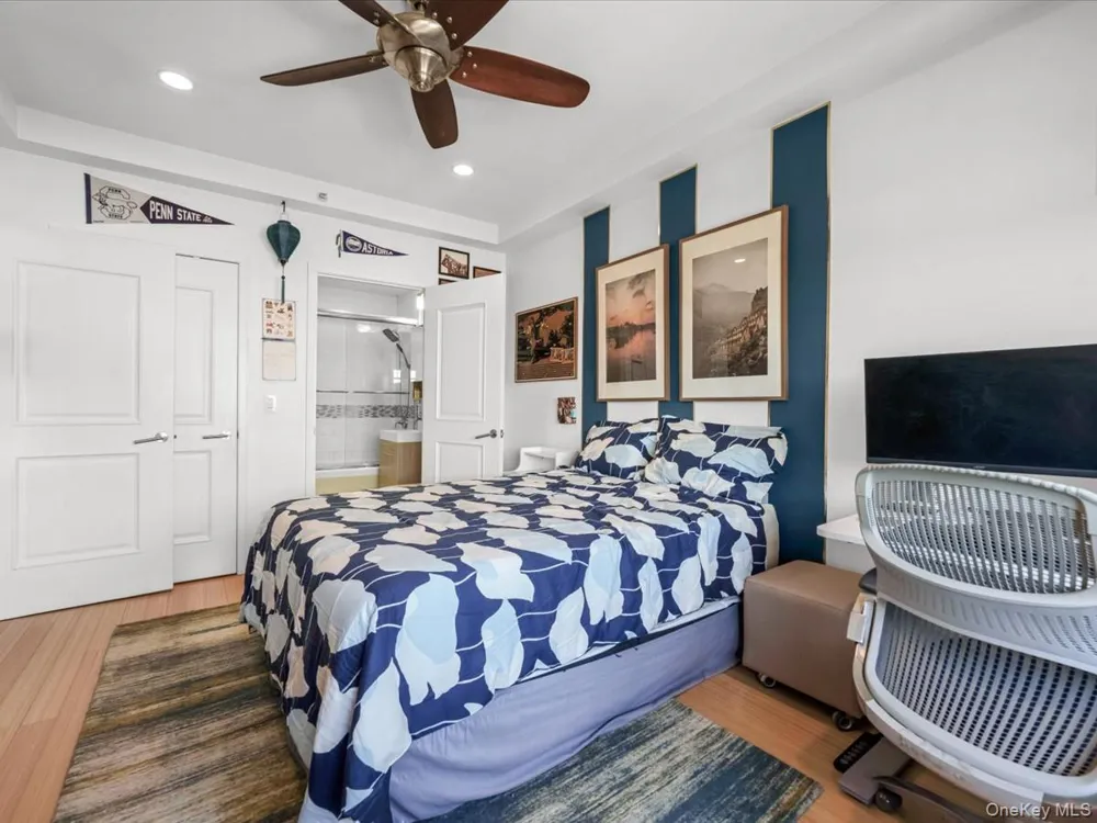 2519 35th Street #4C Astoria, NY 11103