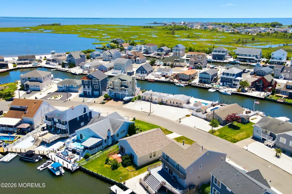 943 Mallard Drive Lanoka Harbor, NJ 08734