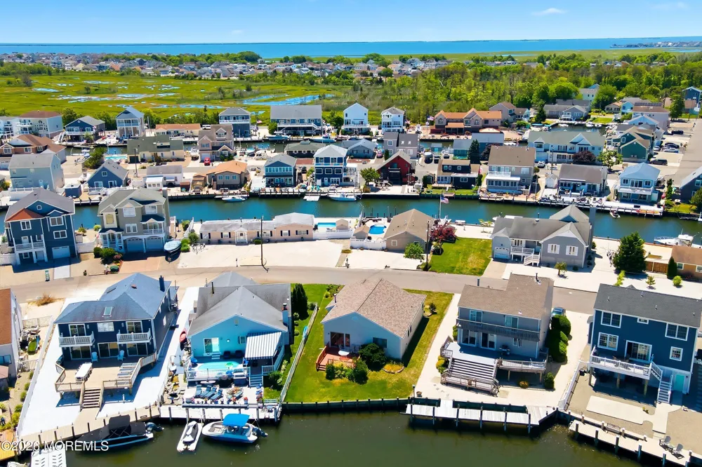 943 Mallard Drive Lanoka Harbor, NJ 08734