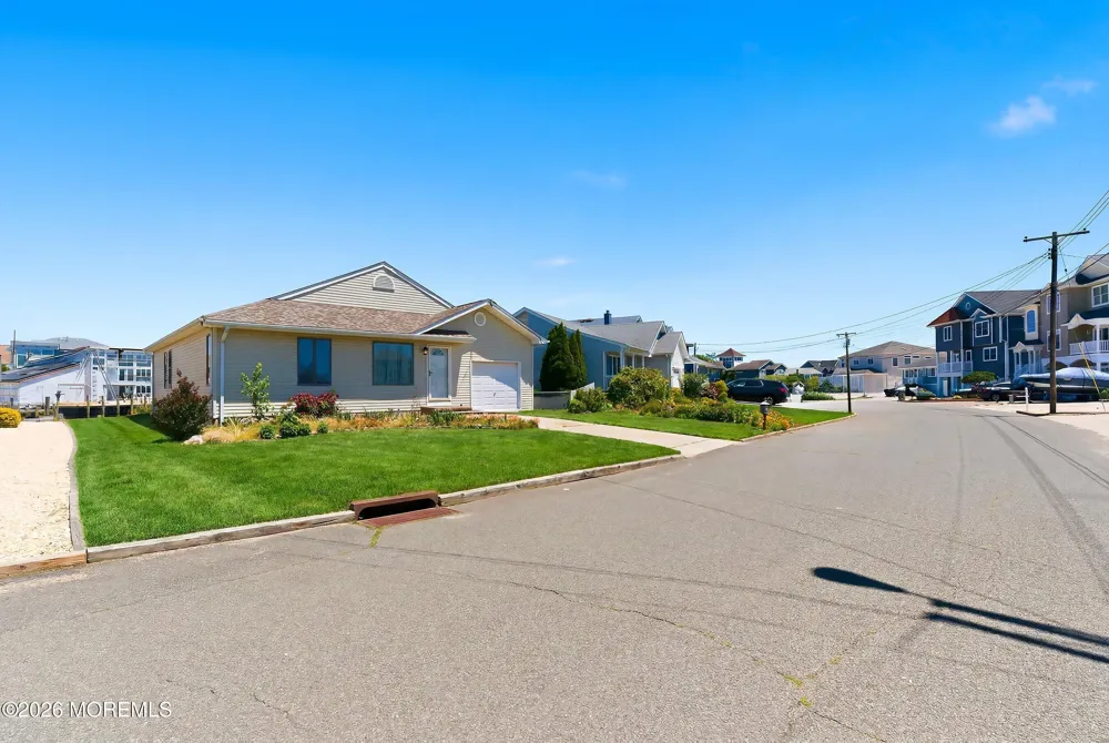 943 Mallard Drive Lanoka Harbor, NJ 08734