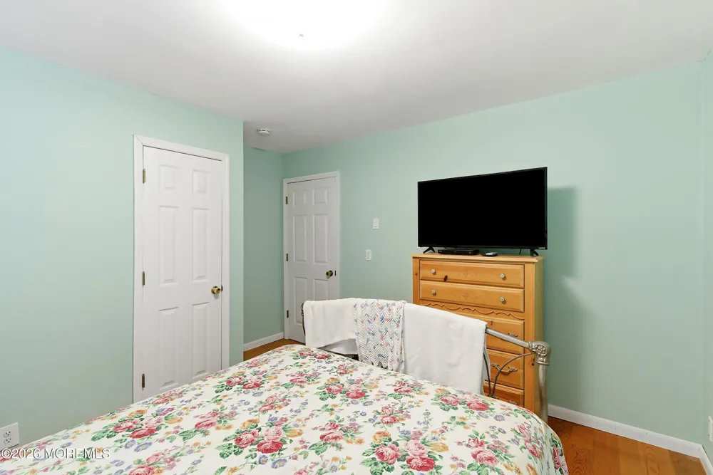 943 Mallard Drive Lanoka Harbor, NJ 08734