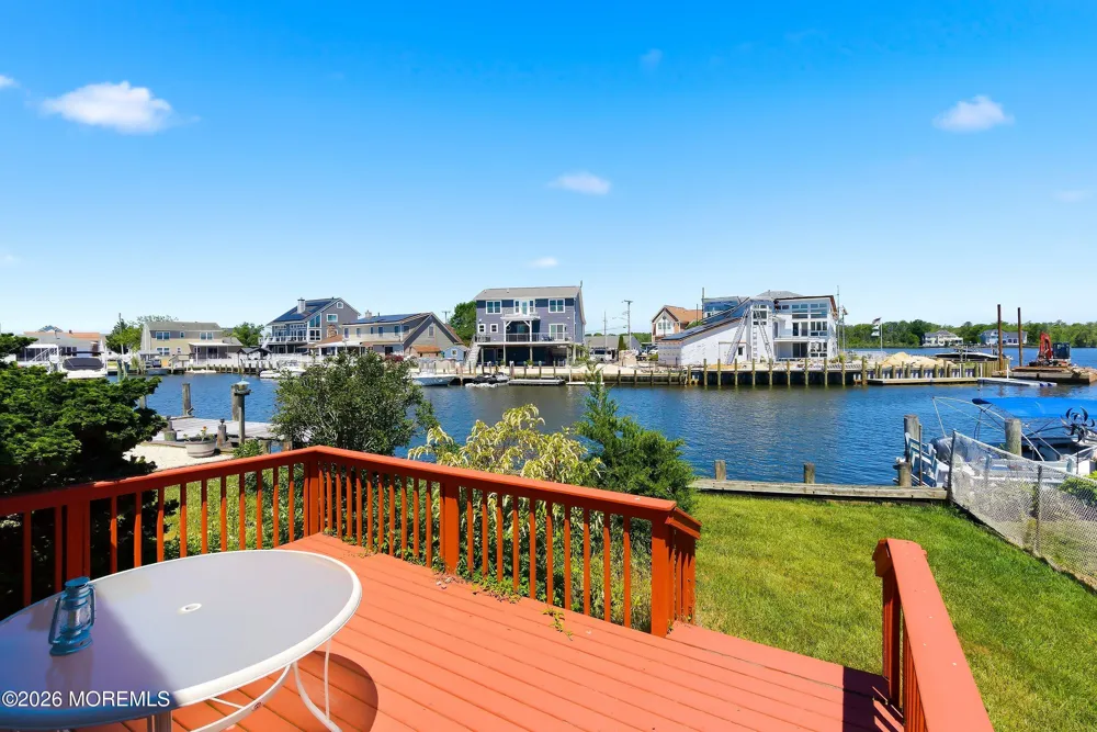 943 Mallard Drive Lanoka Harbor, NJ 08734