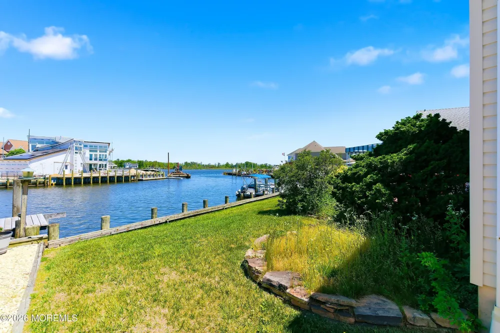 943 Mallard Drive Lanoka Harbor, NJ 08734