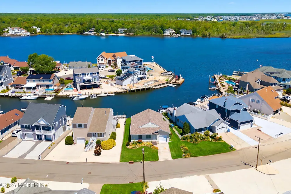 943 Mallard Drive Lanoka Harbor, NJ 08734
