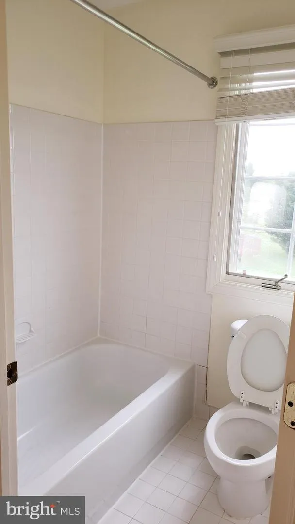 14 HAYWORTH CIRCLE Exton, PA 19341