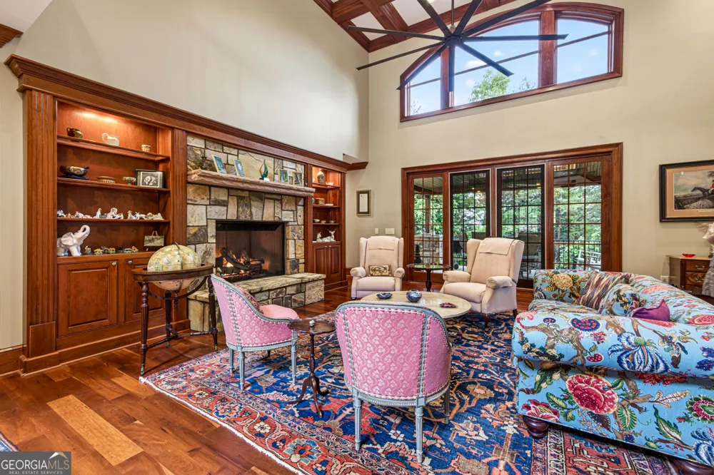 795 Chenocetah DR Cornelia, GA 30531
