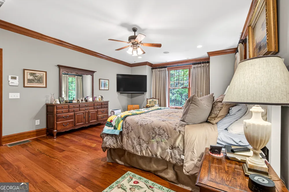 795 Chenocetah DR Cornelia, GA 30531
