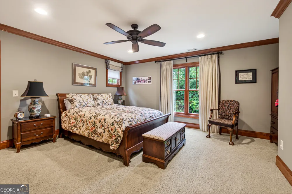 795 Chenocetah DR Cornelia, GA 30531