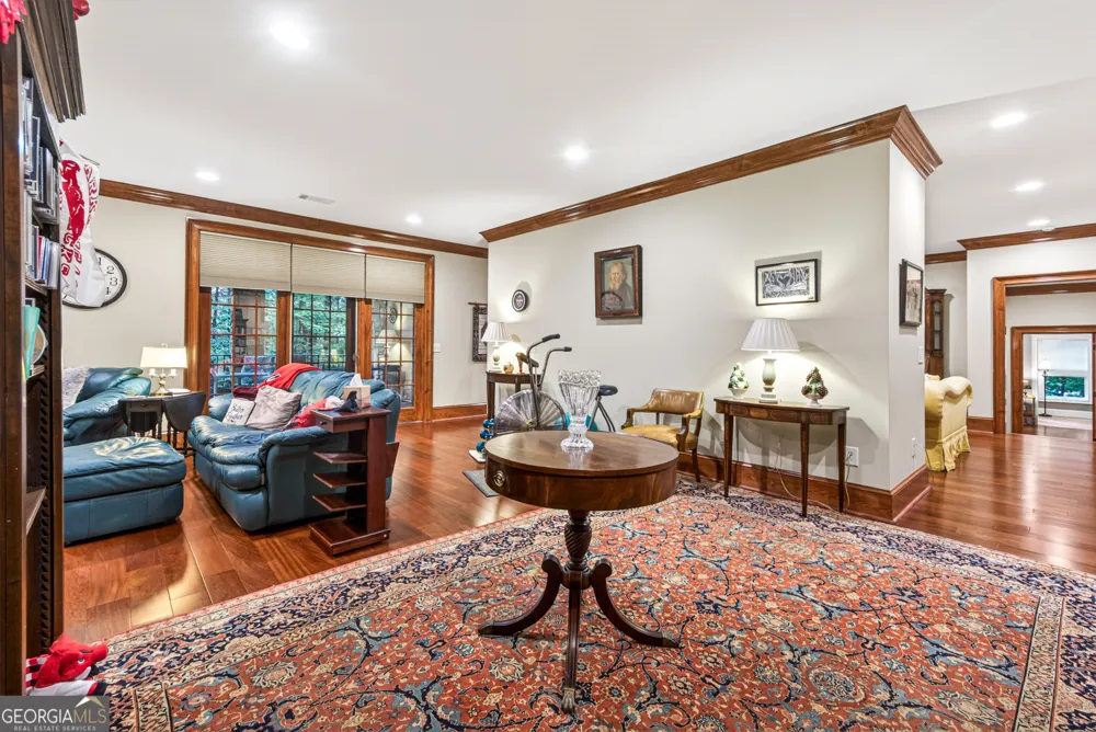 795 Chenocetah DR Cornelia, GA 30531