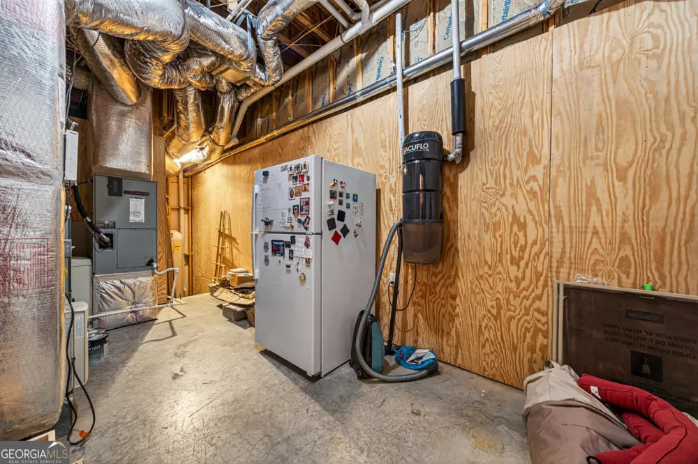 795 Chenocetah DR Cornelia, GA 30531