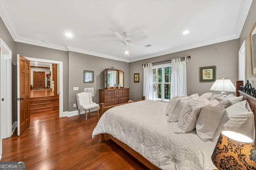 795 Chenocetah DR Cornelia, GA 30531
