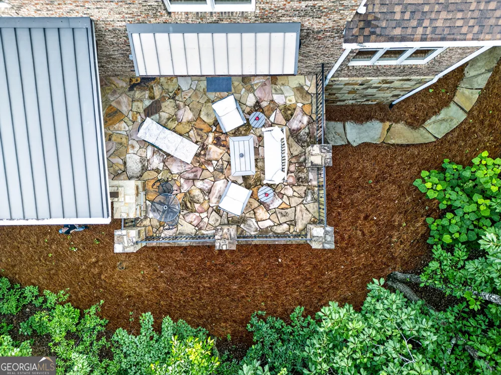 795 Chenocetah DR Cornelia, GA 30531