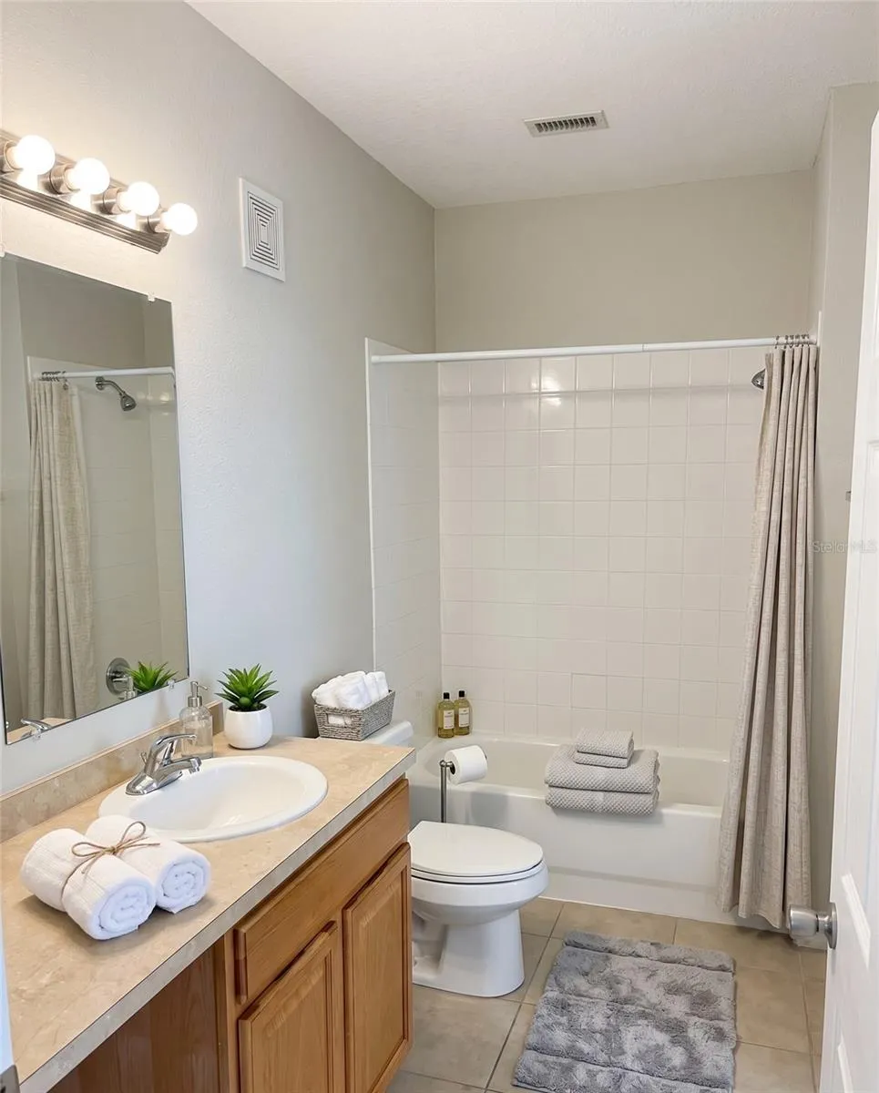 1995 ERVING CIRCLE #307 Ocoee, FL 34761