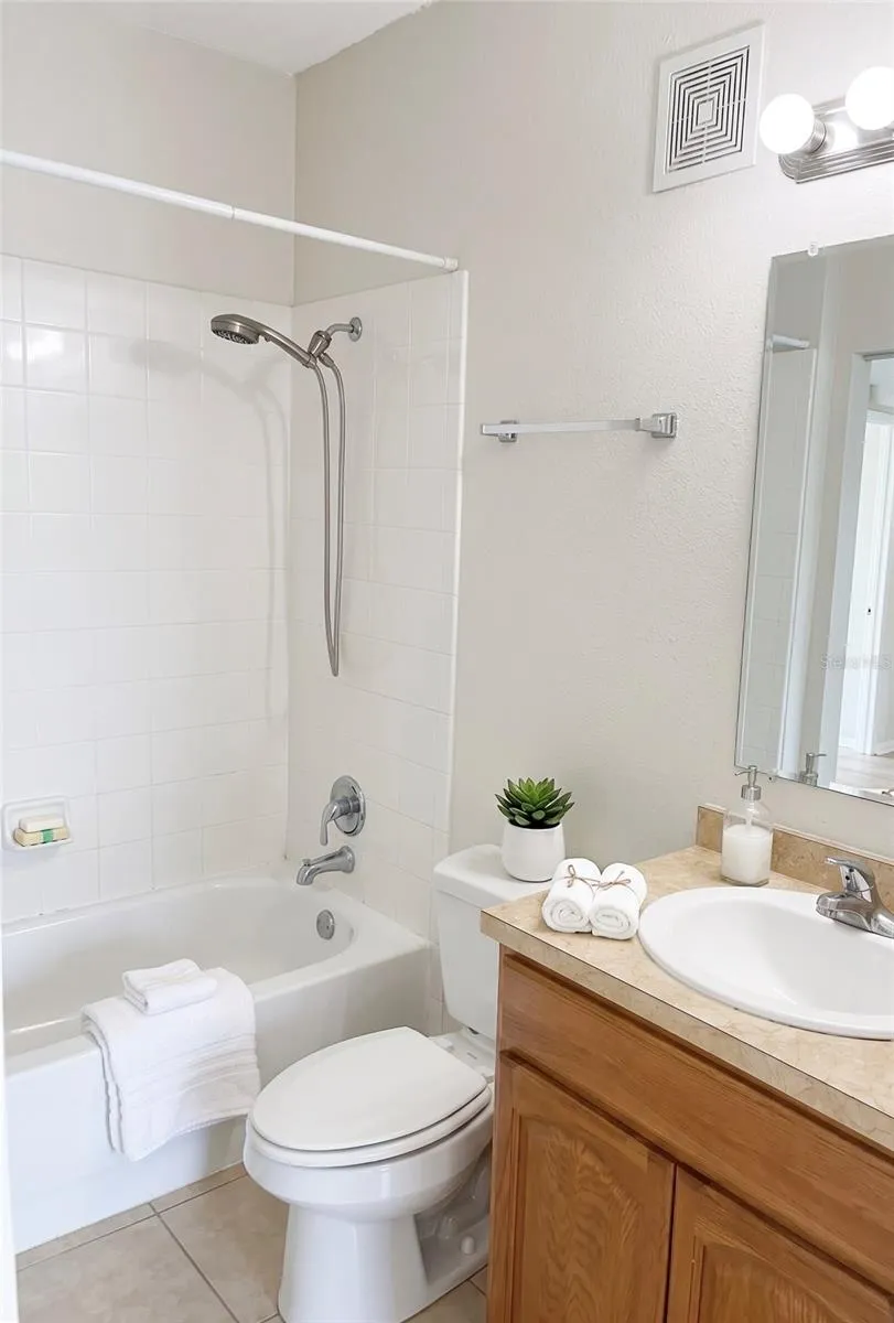 1995 ERVING CIRCLE #307 Ocoee, FL 34761