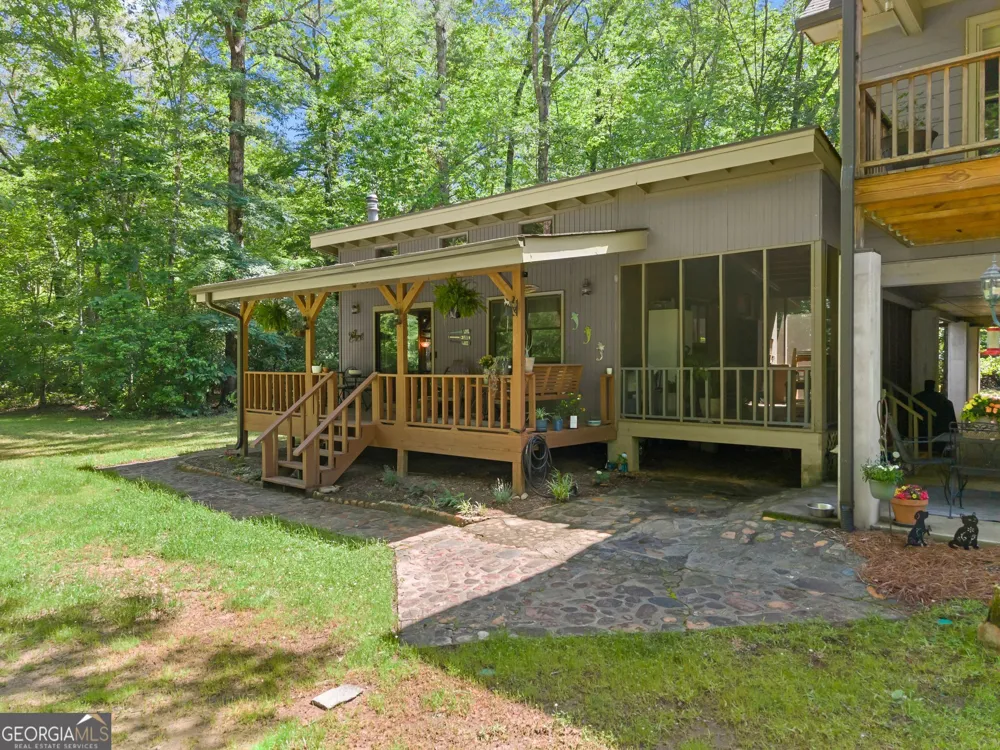 1088 Little Hawk RD Sautee Nacoochee, GA 30571