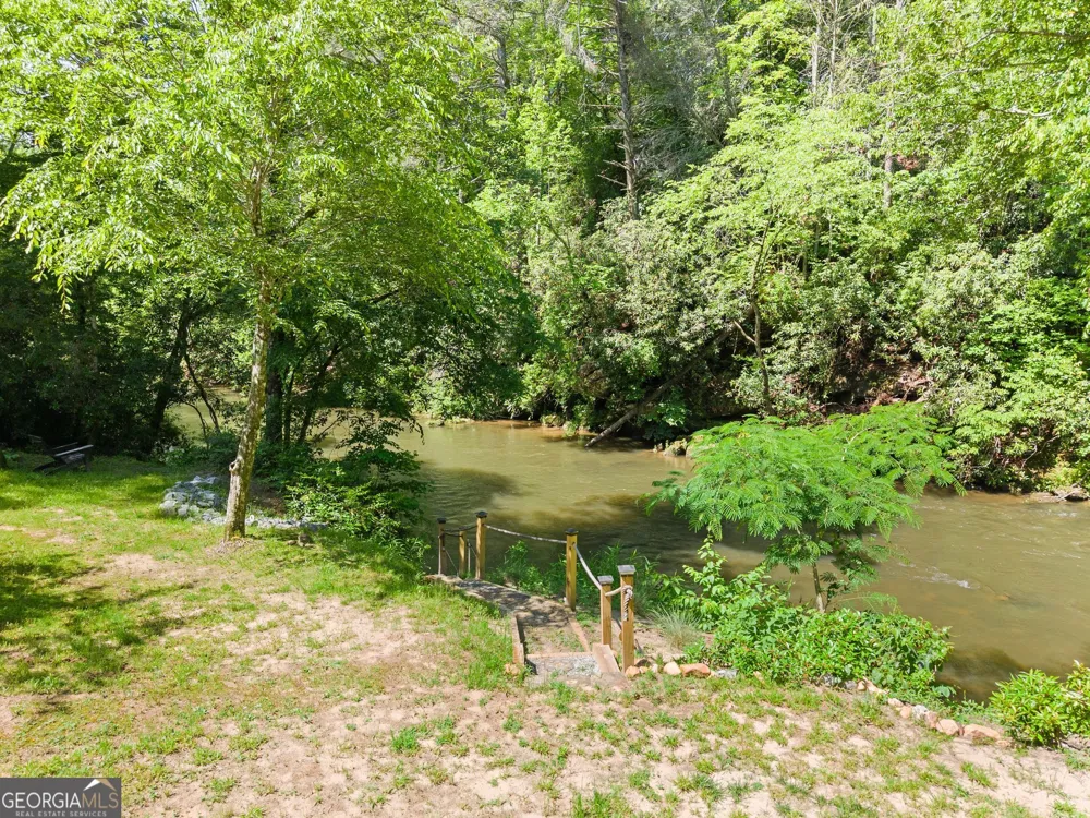 1088 Little Hawk RD Sautee Nacoochee, GA 30571