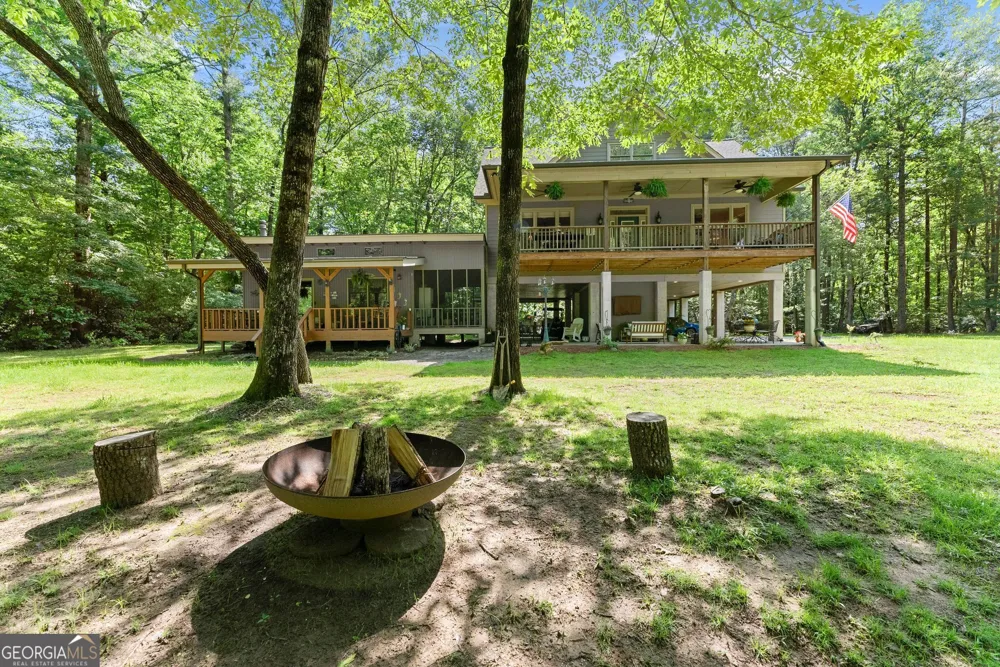 1088 Little Hawk RD Sautee Nacoochee, GA 30571
