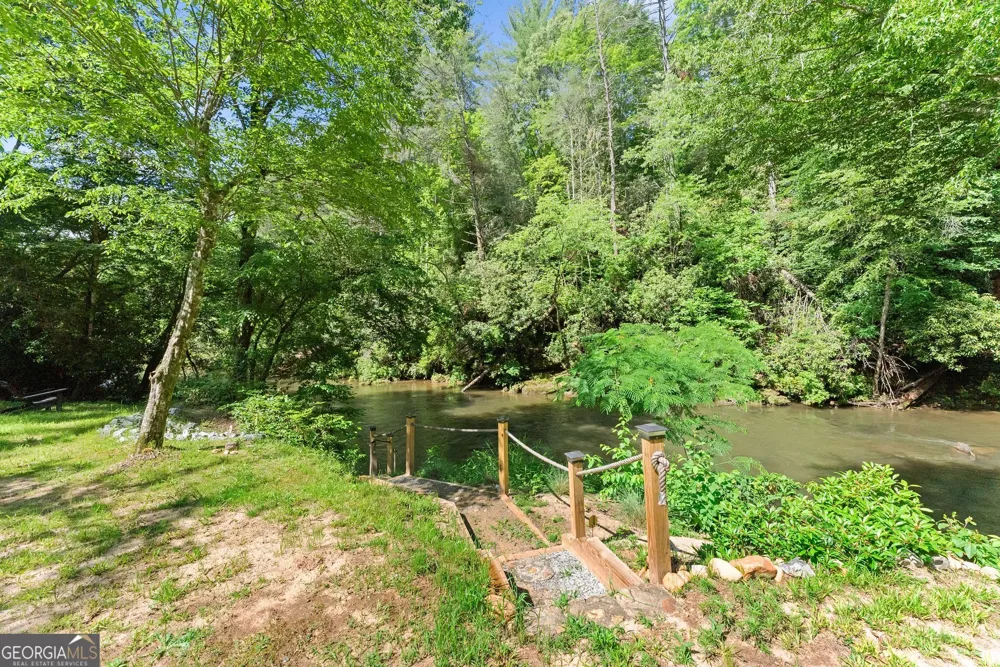 1088 Little Hawk RD Sautee Nacoochee, GA 30571
