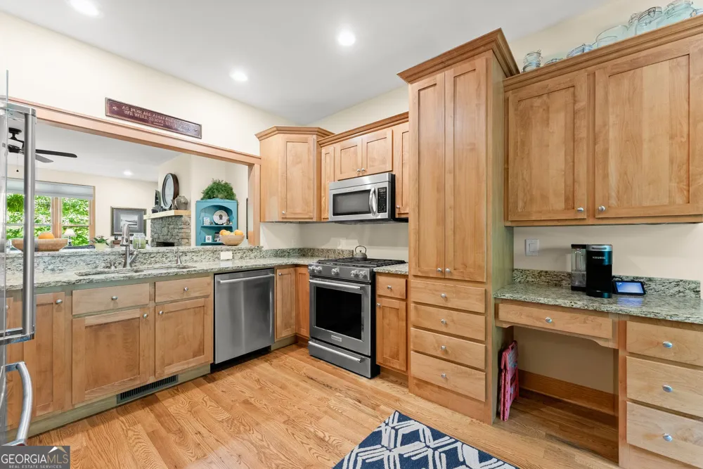 1088 Little Hawk RD Sautee Nacoochee, GA 30571