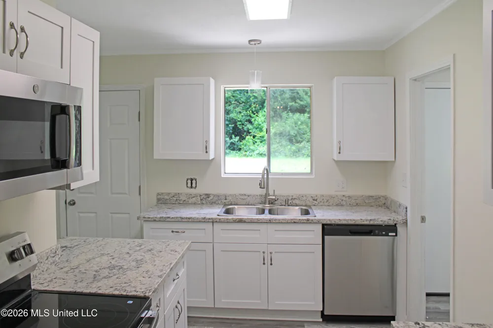 108 Tennyson Cove Picayune, MS 39466
