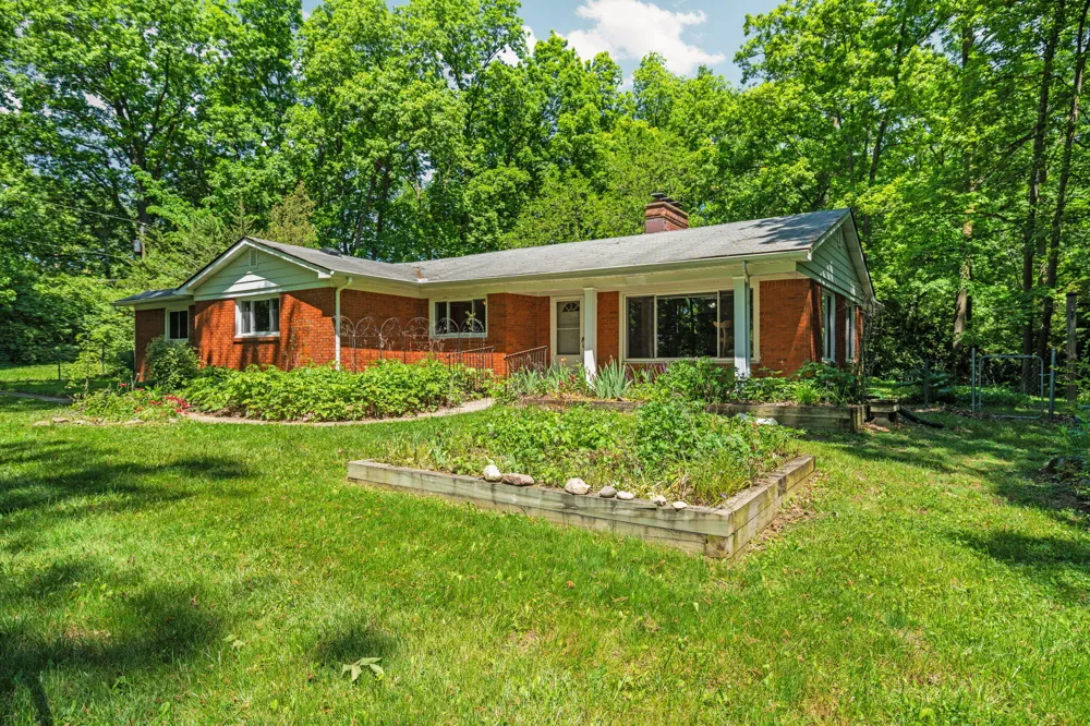 4271 Willis Road Milan, MI 48160