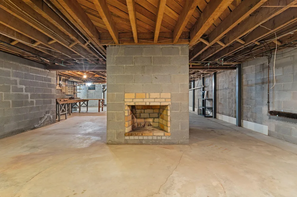 4271 Willis Road Milan, MI 48160