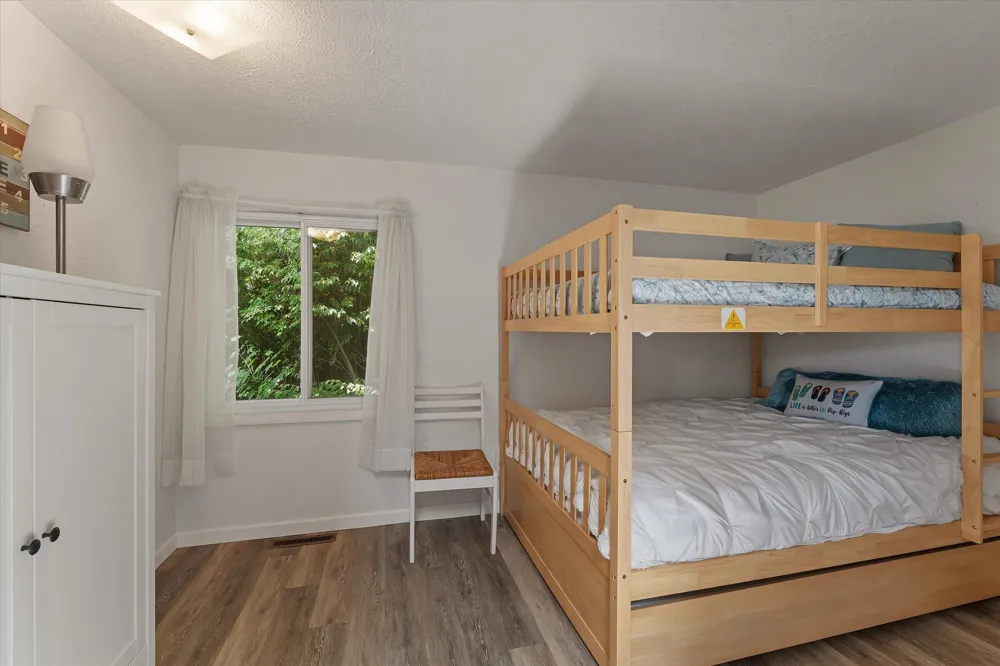 10333 Walnut Drive Three Rivers, MI 49093