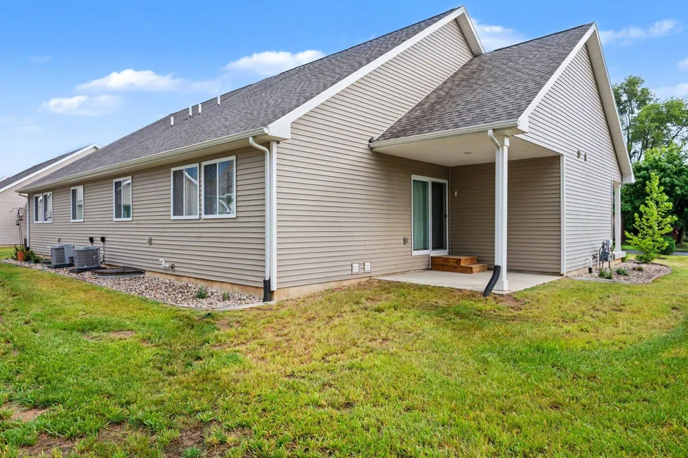 605 Bush Boulevard Three Rivers, MI 49093