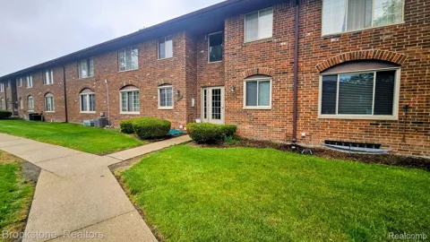 19601 W 12 Mile Road #204